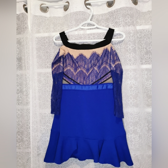 Kloss Up Dress in Nude/Black/Cobalt Blue - Picture 3 of 5